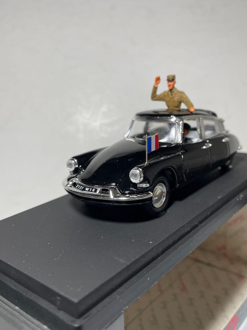 RIO ド・ゴール将軍車両
