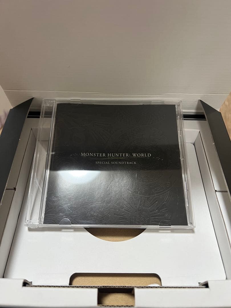 MONSTER HUNTER: WORLD 特別版ボックス