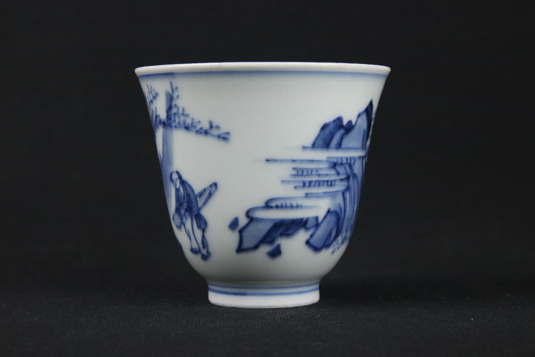 中国美術　青花人物図　杯　盃　成化年製款　景徳鎮　清代　古陶磁器 ES19-12