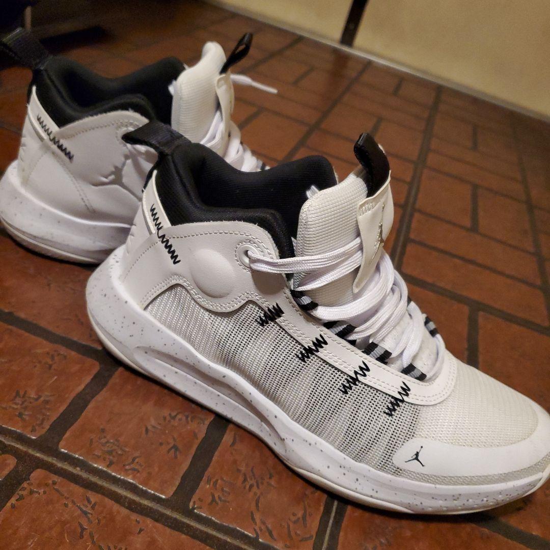 NIKE JORDAN Jumpman スニーカー 26.5cm ホワイト