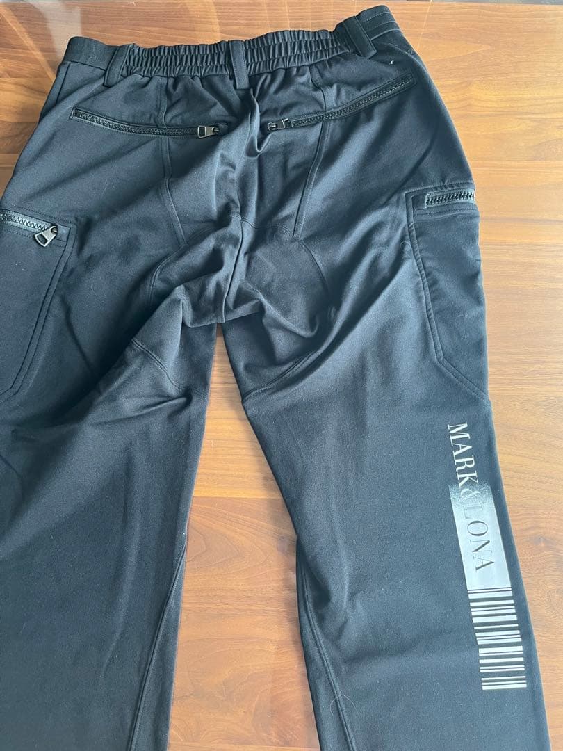美品　MARK&LONA コード　パンツ46サイズ