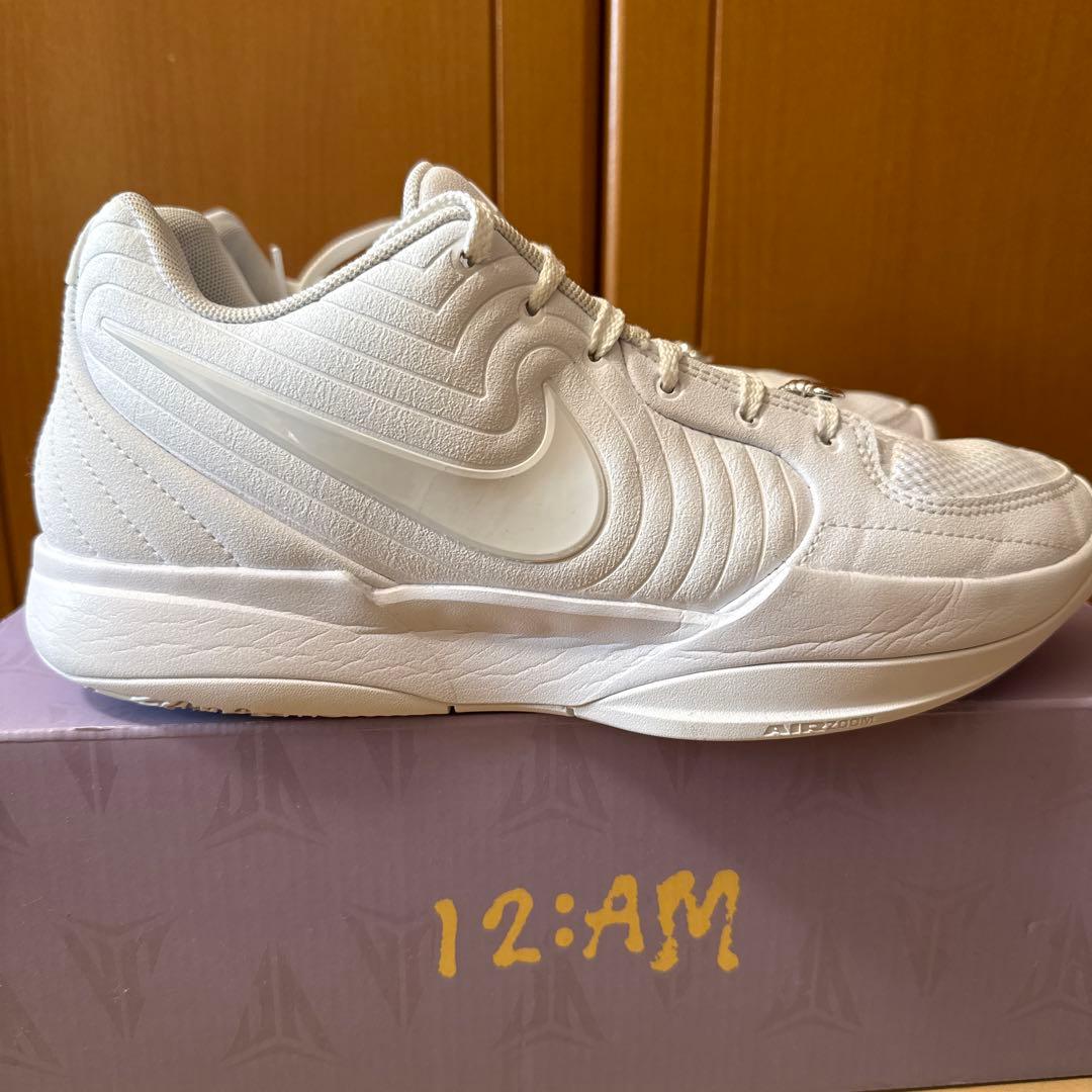 Nike JA2ホワイト