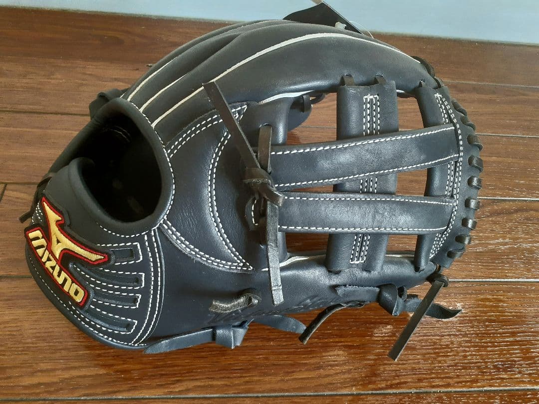 Mizuno 野球グローブ 黒 未使用タグ付き