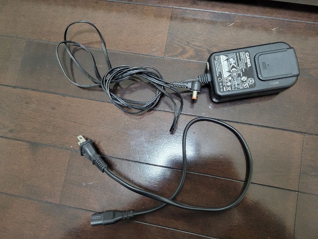 CASIO LK-80 電子キーボード ACアダプター付き