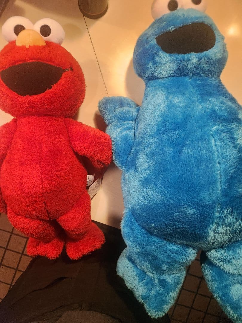 ユニバーサル・スタジオ・ジャパンのぬいぐるみ五体まとめ売りです缶バッチ５個付き