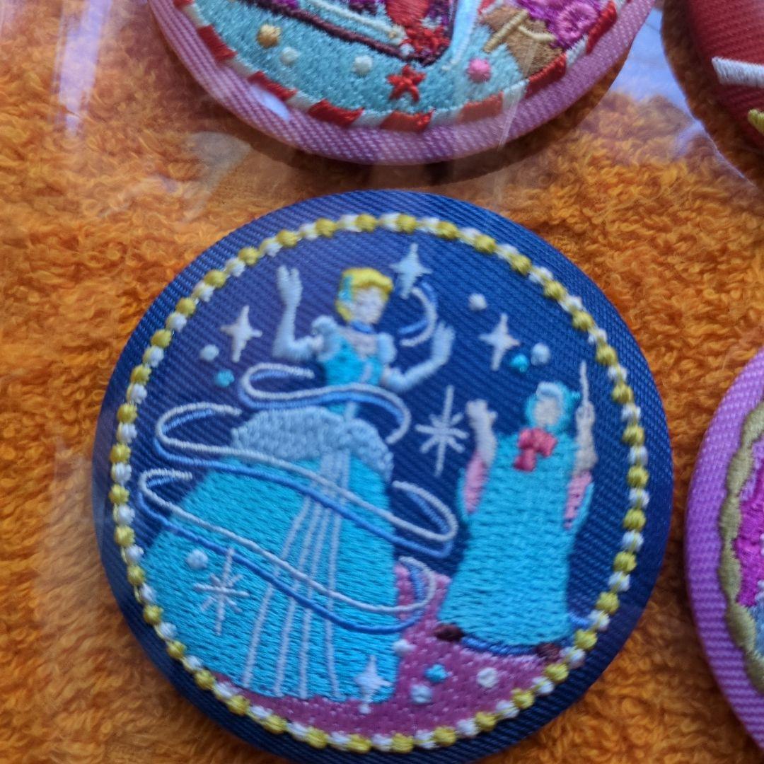 シュン　刺繍缶バッジ２　　 全15種コンプリートセット