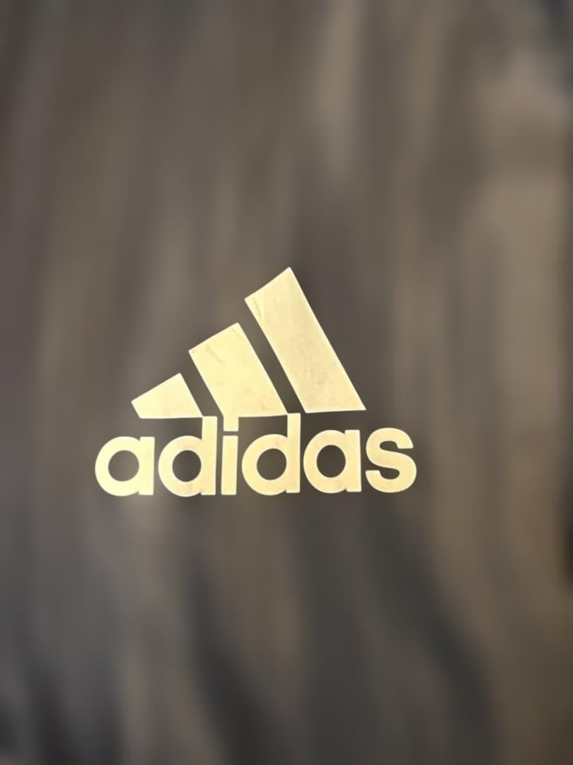 adidas フード付きベンチコート 黒　中綿