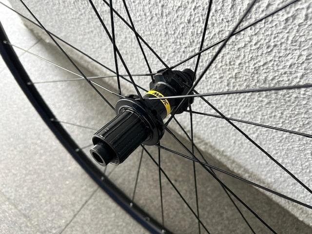 MAVIC　マビック　AKSIUM DISC　前後セット