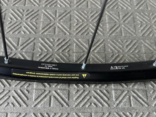 MAVIC　マビック　AKSIUM DISC　前後セット