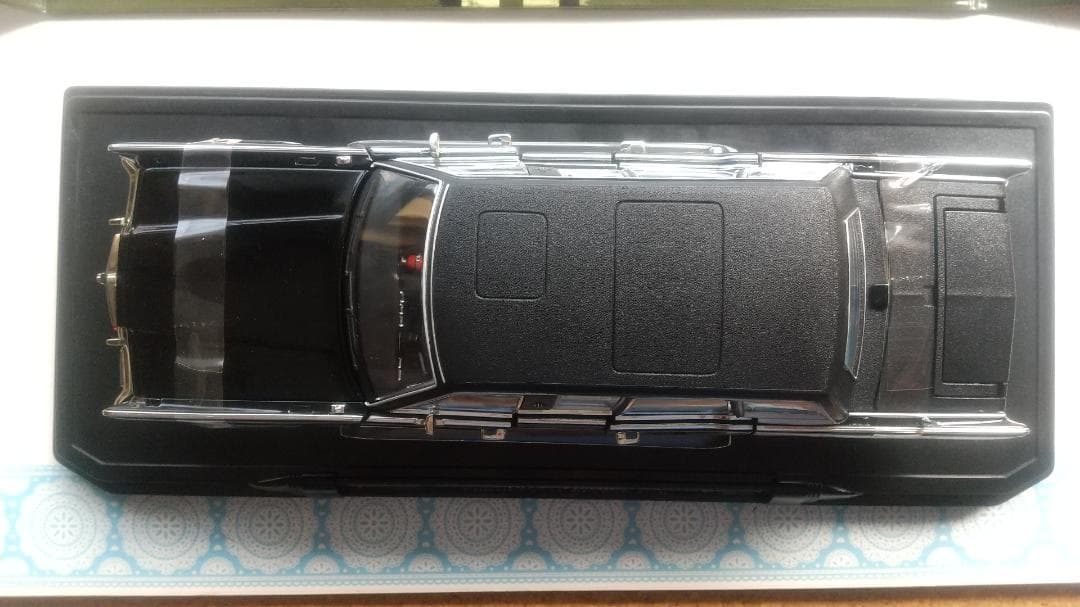 ミニカー 1972 Lincoln Continental Reagan Car 1:24