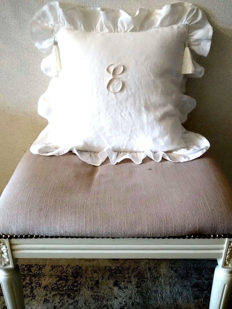 フランスアンティーク　イニシャル手刺繍　フレンチリネン　クッションカバー