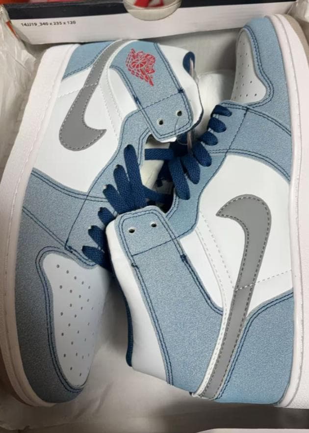 Nike Air Jordan 1 Mid 青/白 27cm