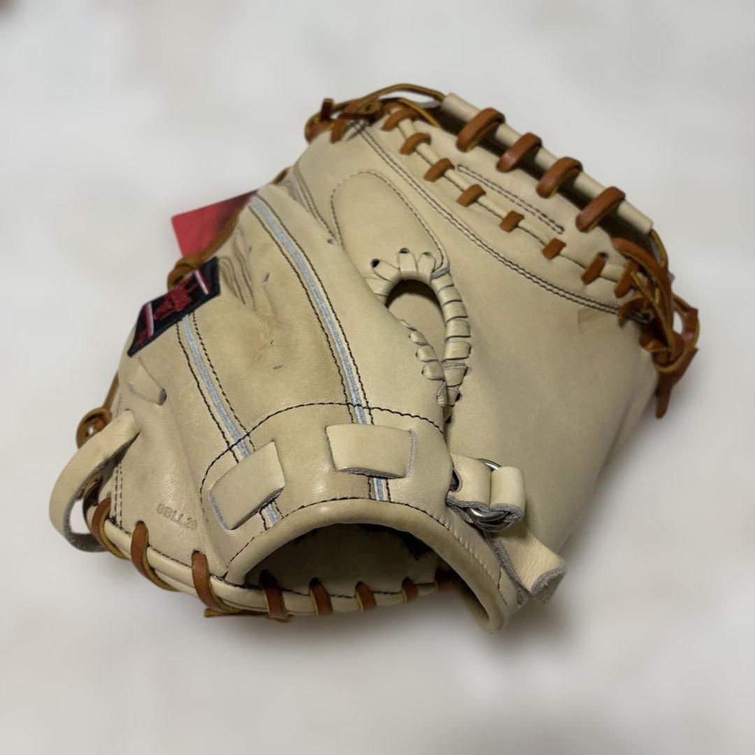 定価税込47300円！ローリングス　硬式キャッチャーミット新品未使用　白