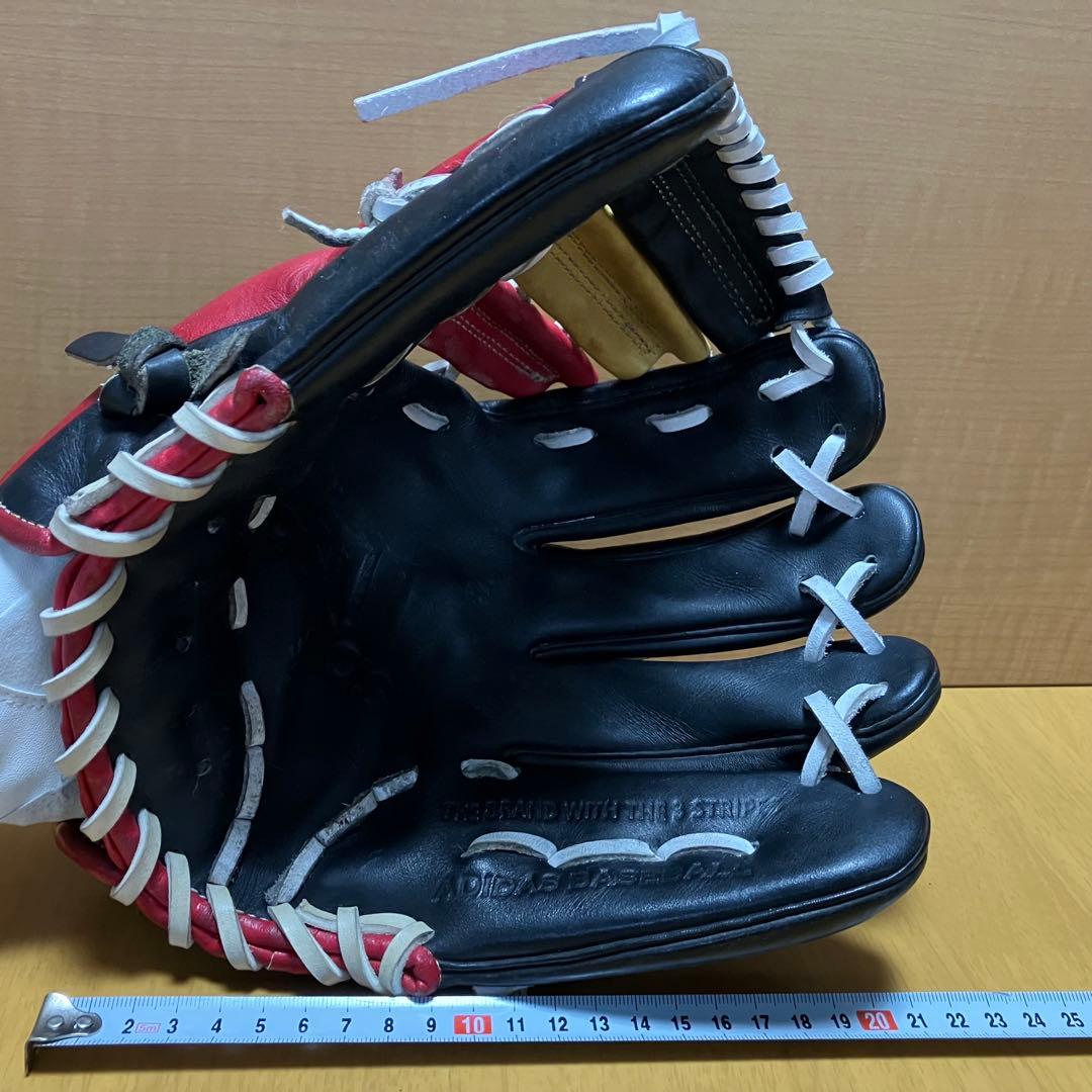 adidas 軟式グローブ 赤黒