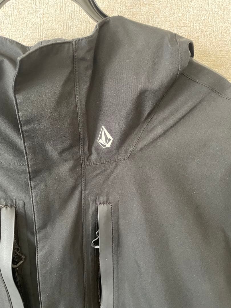VOLCOM GORE-TEX フード付きジャケット ブラック　Ｌサイズ
