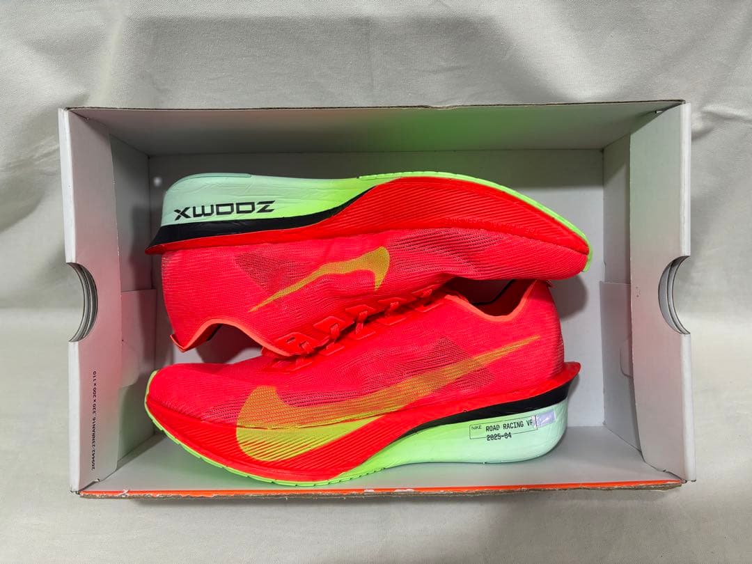 nike zoomx vaporfly next% 4 ヴェイパーフライ 255