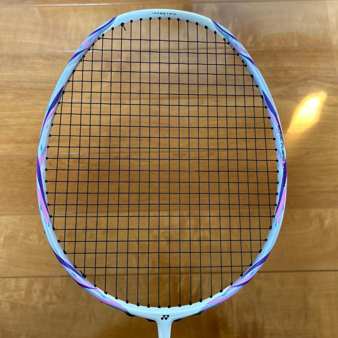 YONEX Nanoflare 111 バドミントンラケット