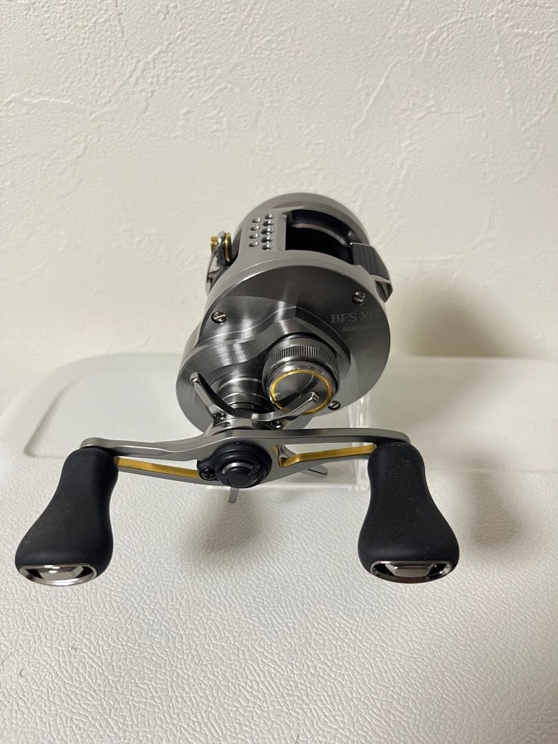 シマノ23カルカッタコンクエストBFS XG 左巻き