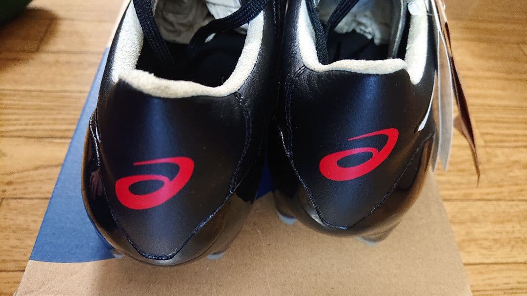 新品ASICS xfly4サッカースパイク黒