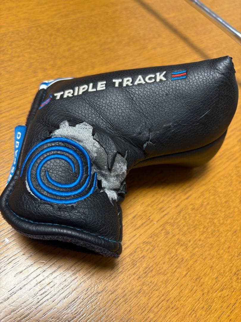 オデッセイTRIPLE TRACK DOUBLE WIDE パター 33インチ