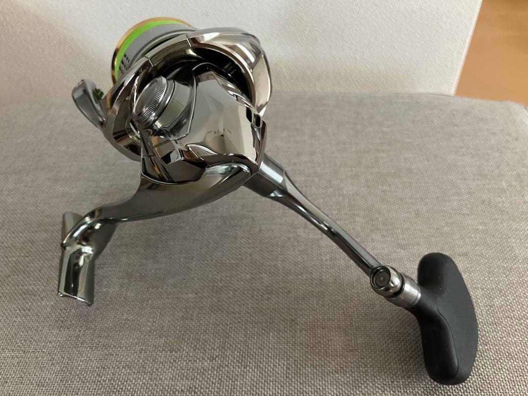 雪華　SHIMANO STELLA 4000MHG リール