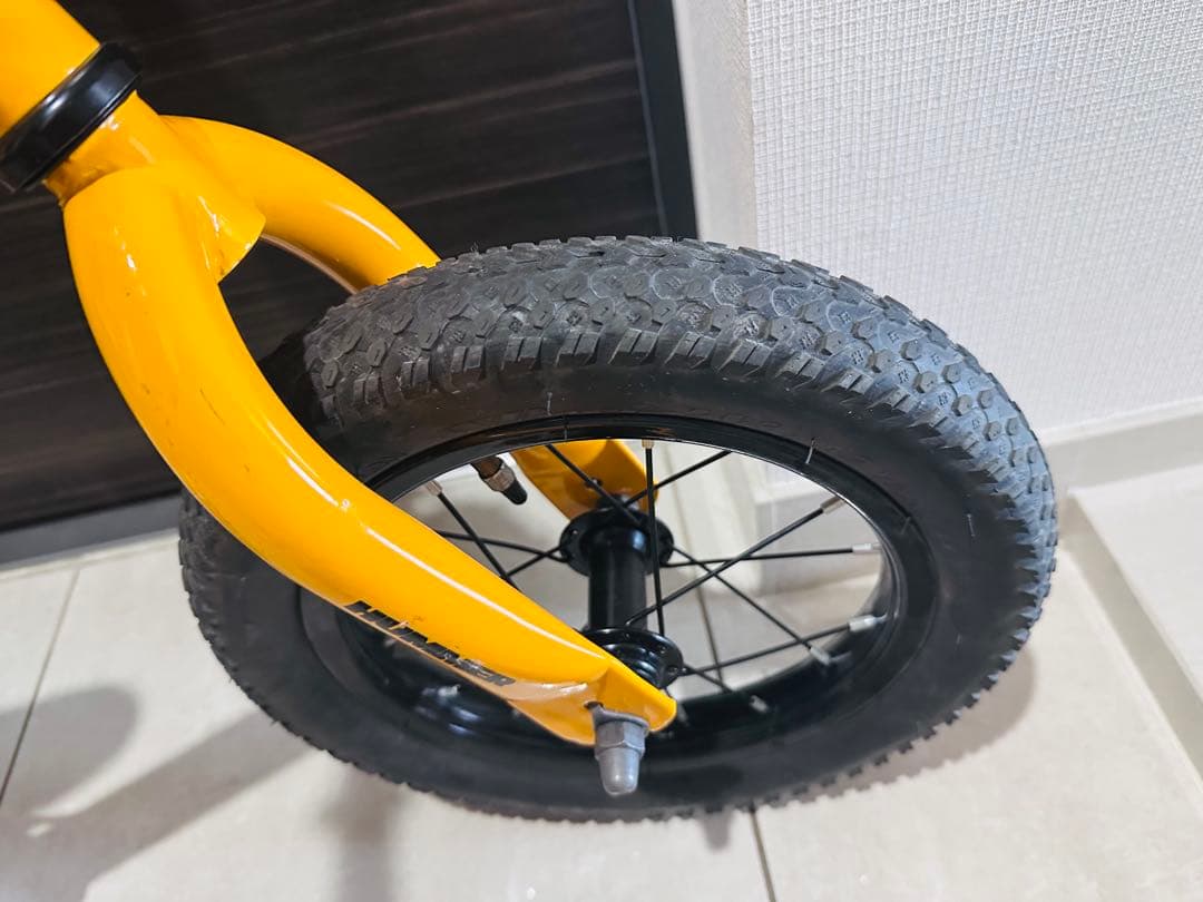 美品　Hummer バランスバイク