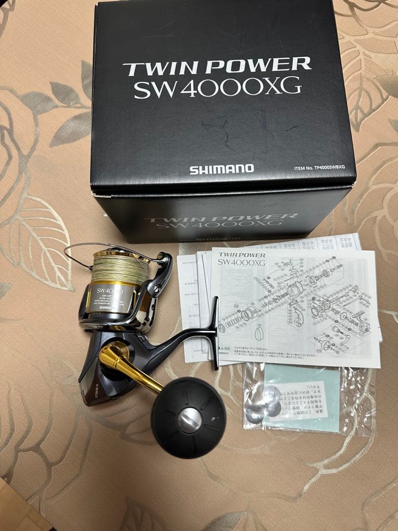 SHIMANO TWIN POWER SW4000XG リール