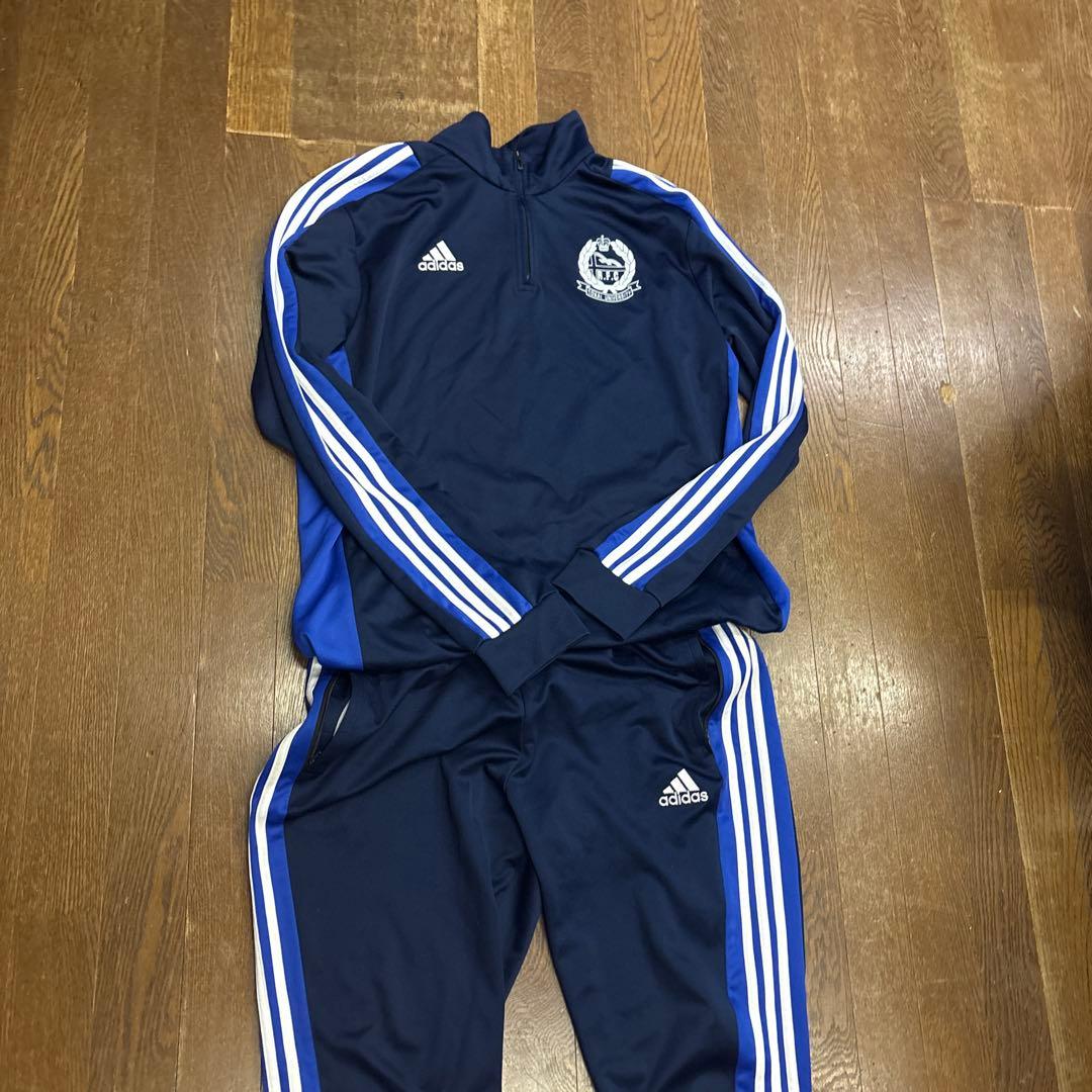 東海大学ラグビー部　adidas トレーニングウェア