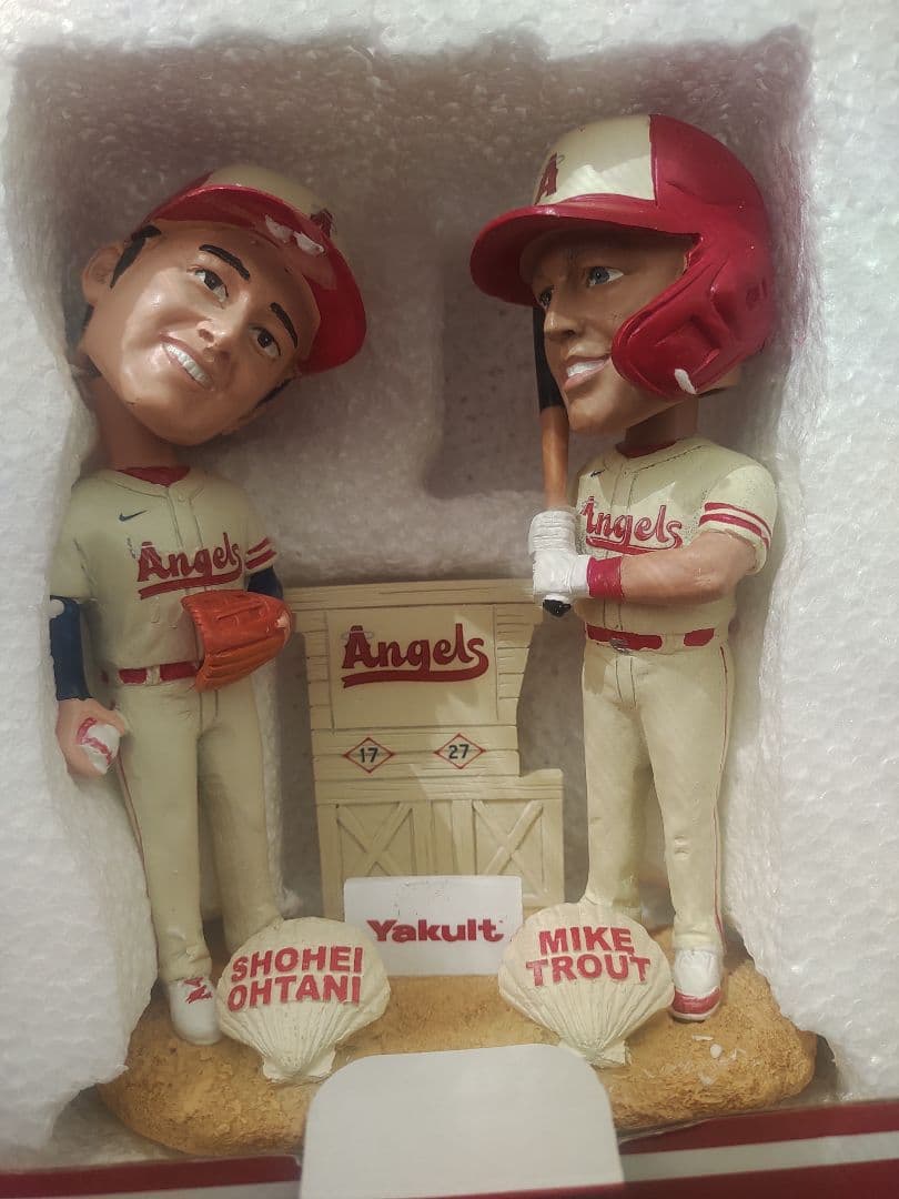 先着25000人に配布されたエンゼルス時代の大谷翔平トラウトダブルボブルヘッド