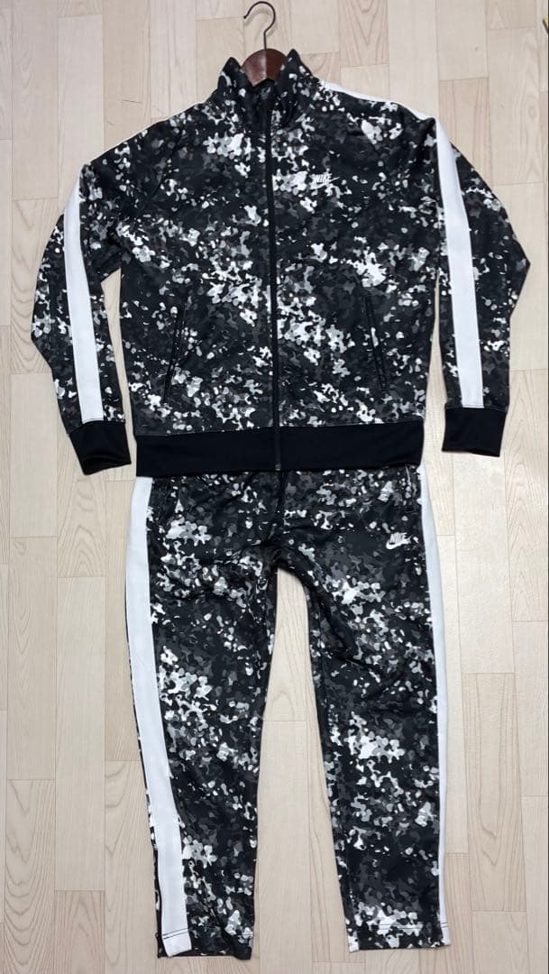 NIKE セットアップ ジャージ 総柄 迷彩 カモフラージュ トラックジャケット