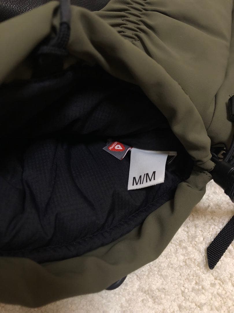 ほぼ新品 ARC'TERYX アークテリクス レザーコンビ フィションSVミトン