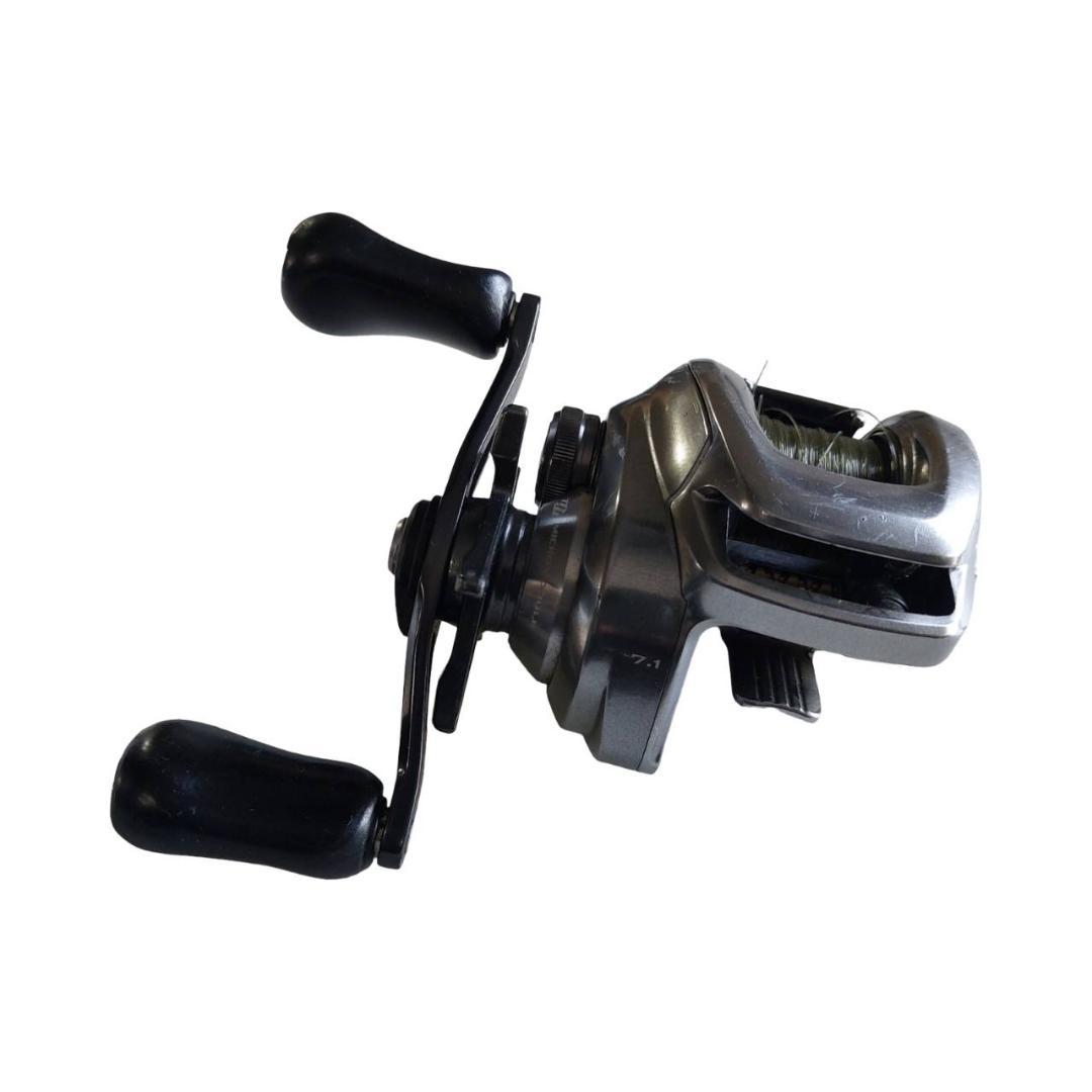 シマノ 16 メタニウムMGL HG SHIMANO 右ハンドル　リール