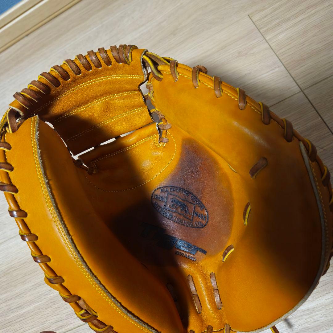 ミツワタイガー 型抜群 即戦力 軟式少年 キャッチャーミット