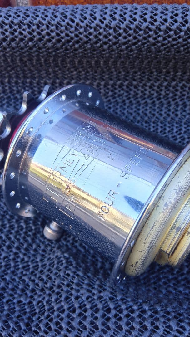 期間限定価格2月末迄　STURMEY ARCHER 内装4s 　ハブセット