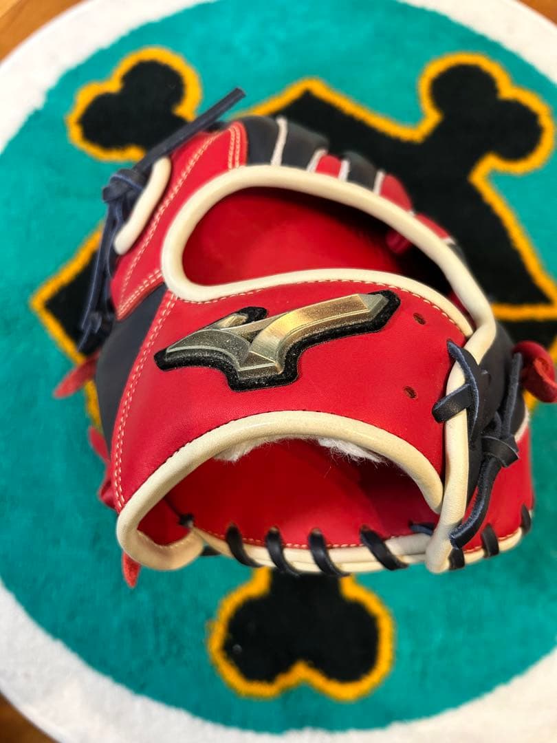 ミズノグローバルエリート　外野手用　左用グローブ　サイズ16