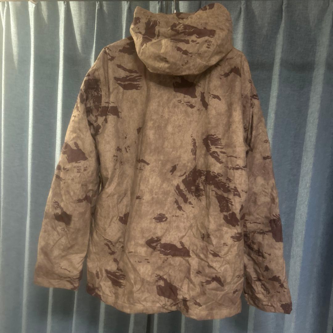 QUICKSILVER スノーボードジャケット Sサイズ 迷彩柄
