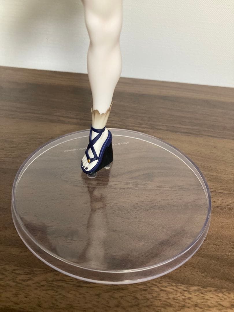 リラ 水着Ver. 1/7 フィギュア