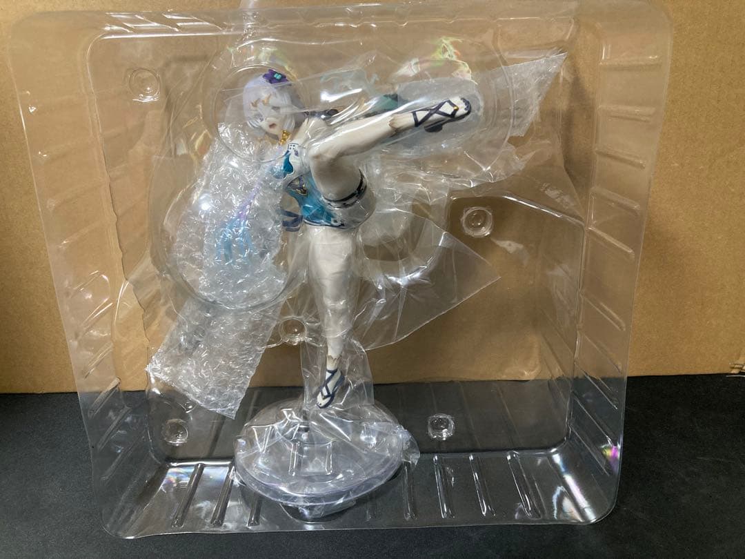 リラ 水着Ver. 1/7 フィギュア