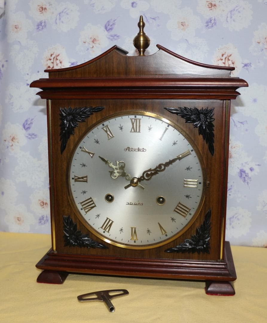 可動品 AICHI アイチ 愛知時計 置時計 30day テンプ式　キンコン打ち