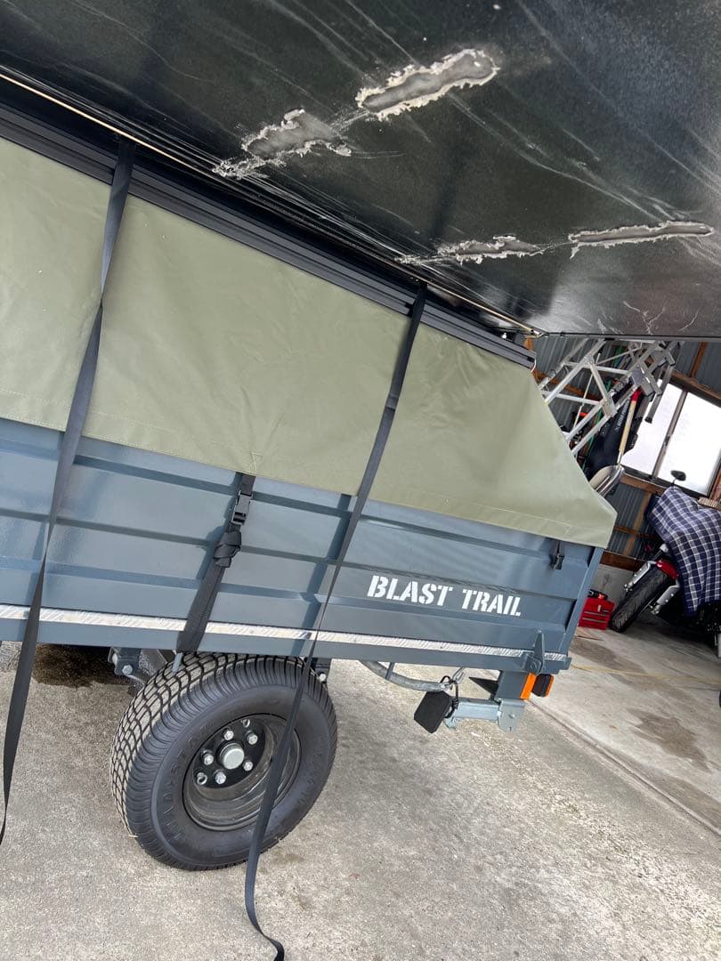 BLAST TRAIL 大型ルーフテント