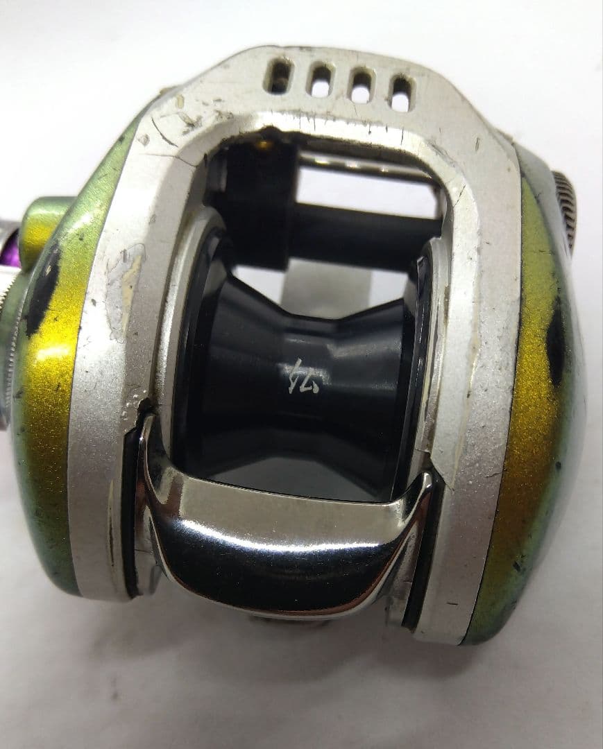 ダイワ メガバス TD-ito 103HL 左ハンドルベイトリール 中古品