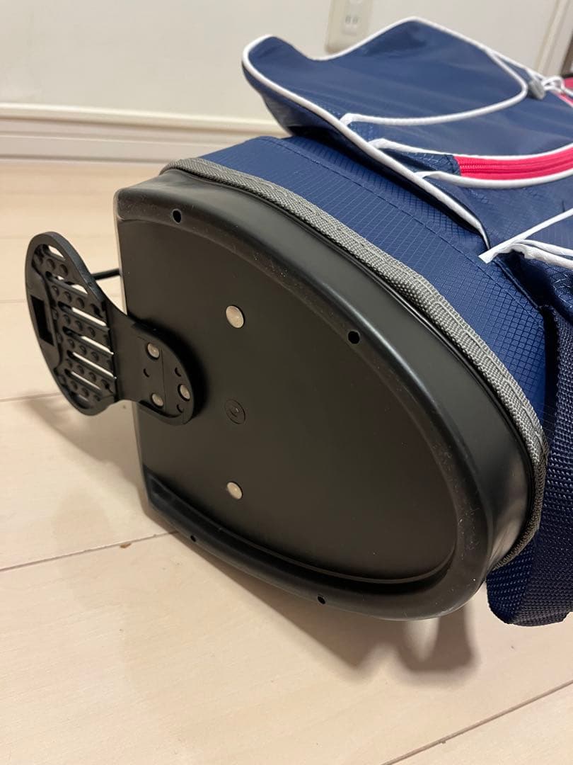 新品未使用コールウィンKOLWINレディースゴルフキャディバッグ＆ヘッドカバー