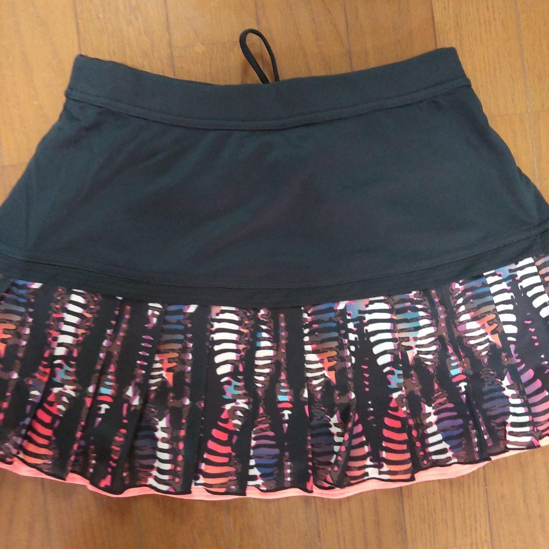 バボラ　Babolat 新品Tシャツとスカートのセット　レディース