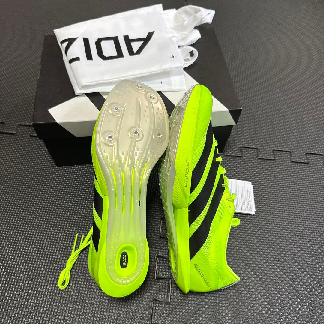 adidas ADIZERO 蛍光イエロースパイク