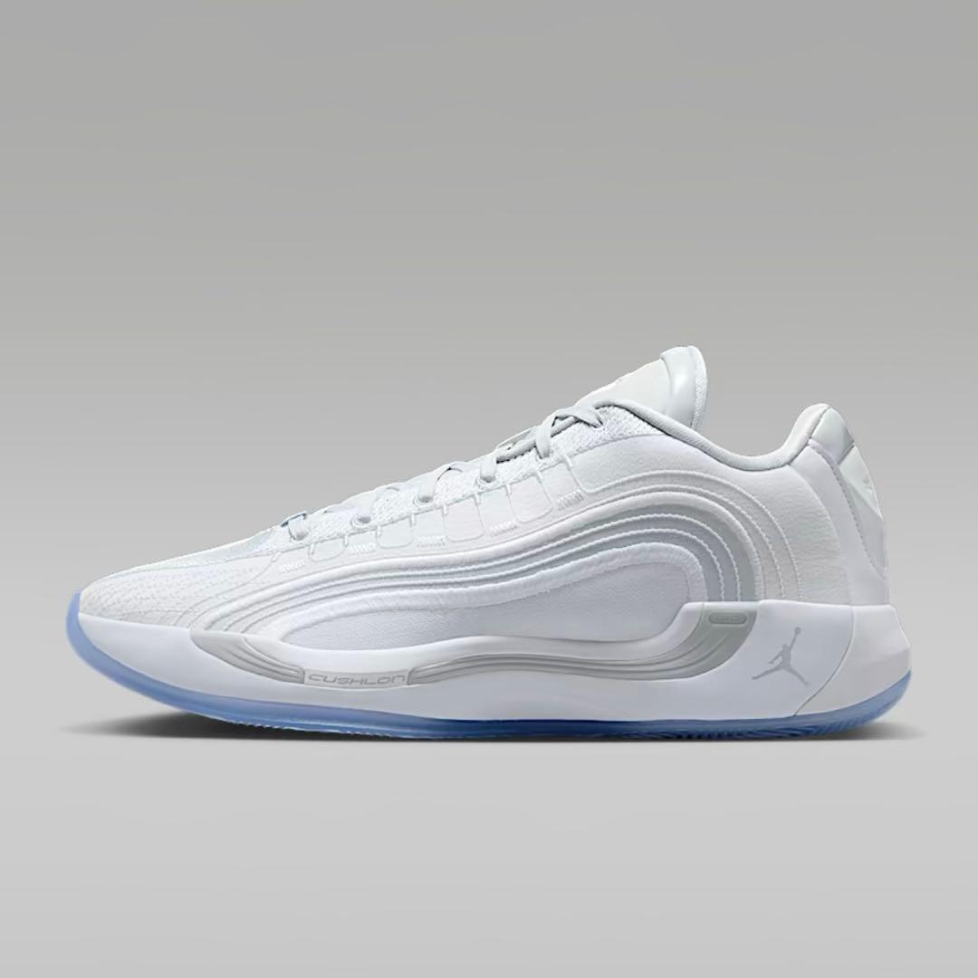新品 NIKE ルカ 4 PF バスケットボールシューズ 26.0cm