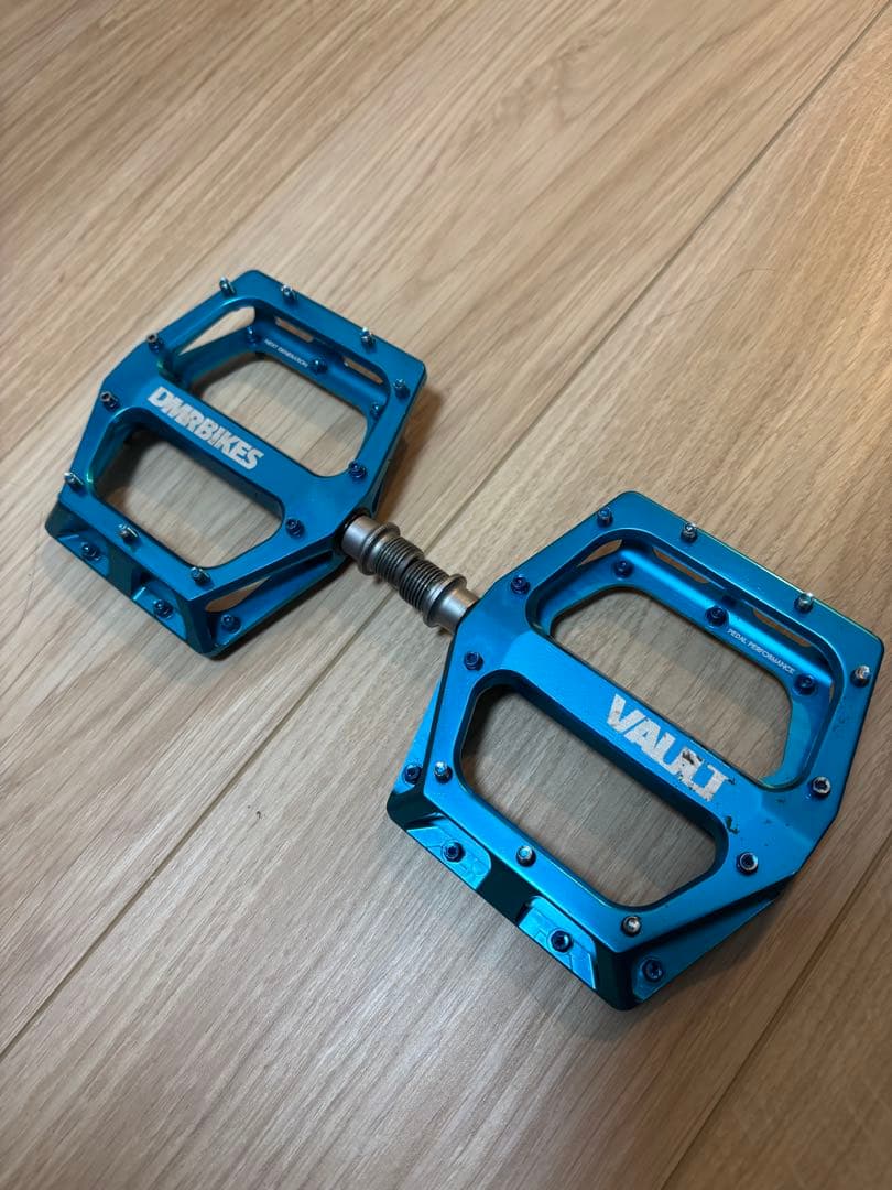 DMR VAULT MTB フラットペダル