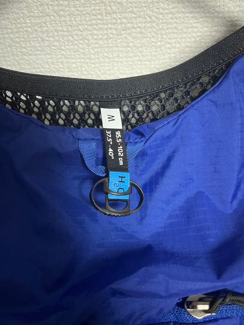 未使用 サロモン SALOMON ACTIVE SKIN 8 ランニングベスト