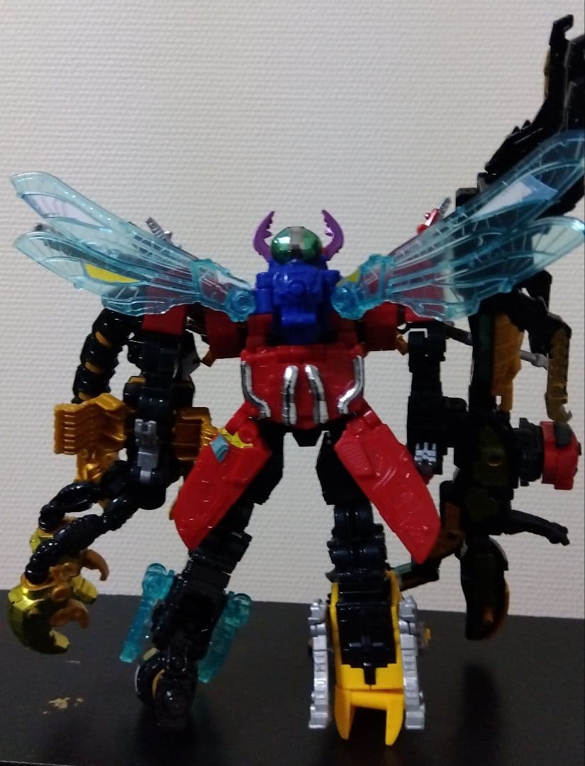 ル*ソ様 ミニプラ　キングオージャ　タランチュラナイト　キングコーカサスカブト