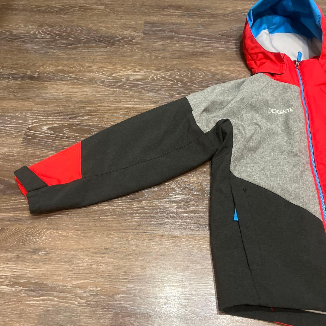 デサント　美品　　セットアップ　上下　スキーウェア　160 男の子