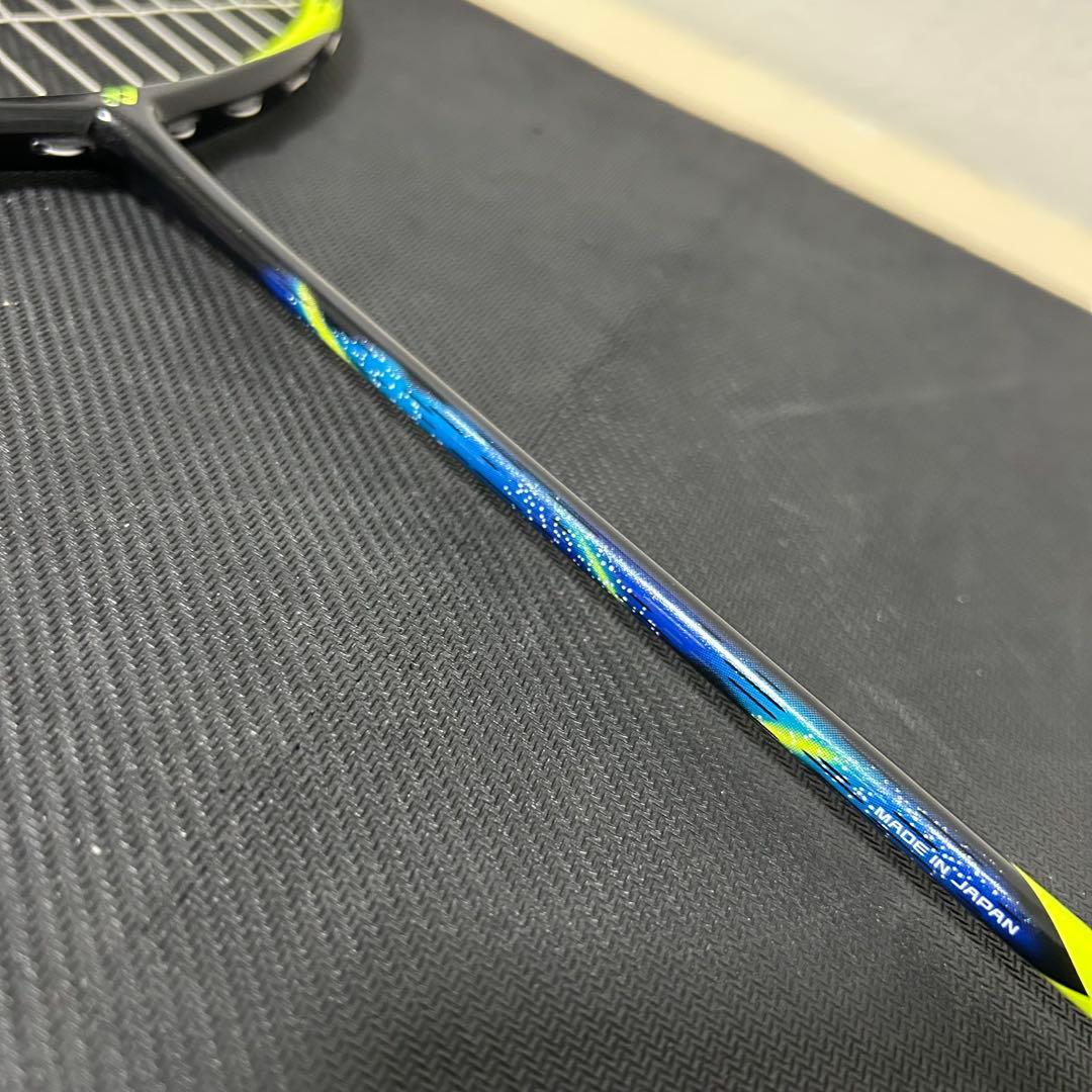 【廃盤品】YONEX アストロクス77 ASTROX77 バドミントンラケット